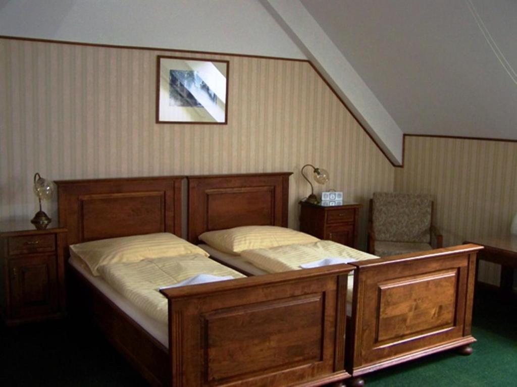 Hotel Pariz Jičín Δωμάτιο φωτογραφία