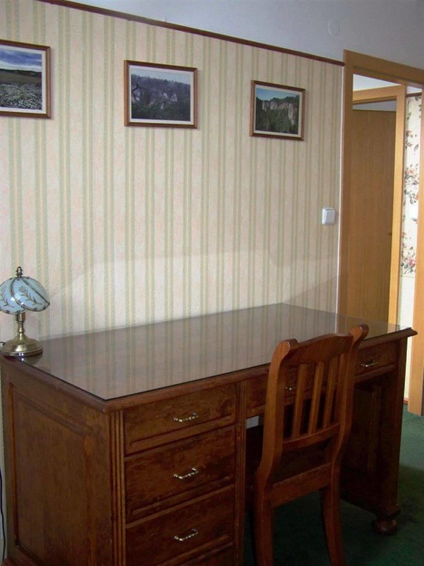 Hotel Pariz Jičín Εξωτερικό φωτογραφία